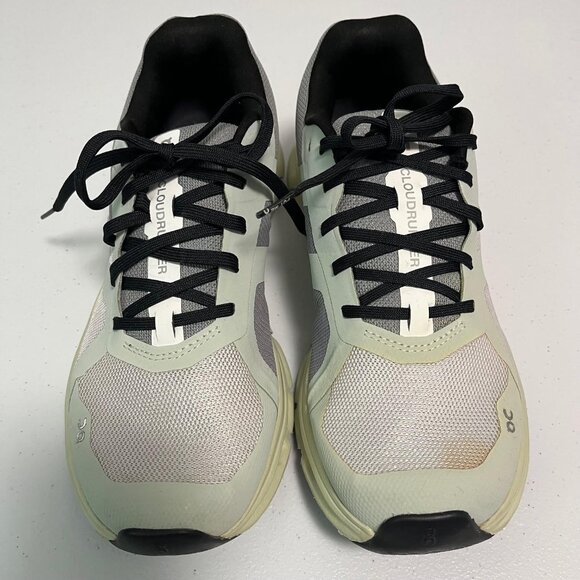 On Running Athletic Shoes in White and Gray - Picture 13 of 16